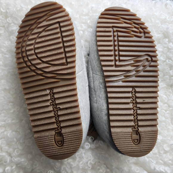 BNWT Champion Sz 7 Embroidered Logo Oxford Gray University 2 Slippers Loafers - Picture 9 of 10